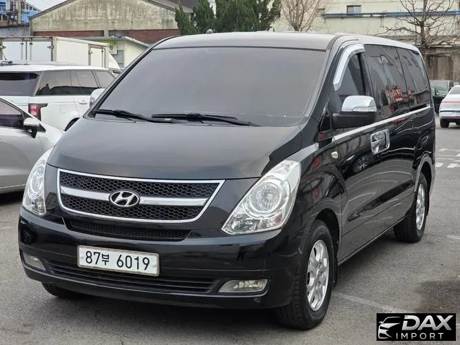 Hyundai Starex 5-Seater VAN