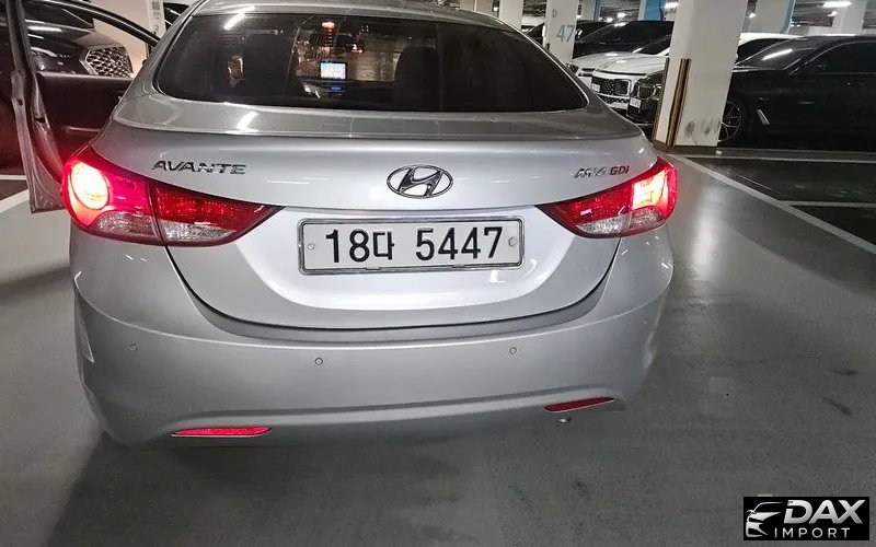 Hyundai AVANTE M16 GDI Luxury