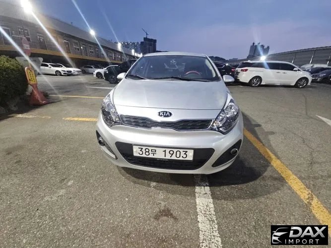 Kia pride 1.6 GDI Hatchback