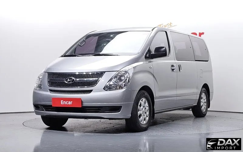 Hyundai Starex 12-Seater Wagon