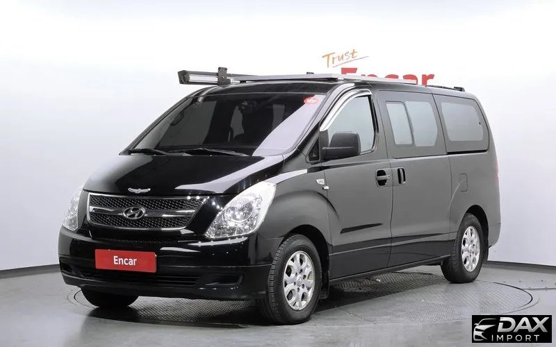 Hyundai Starex 12-Seater Wagon