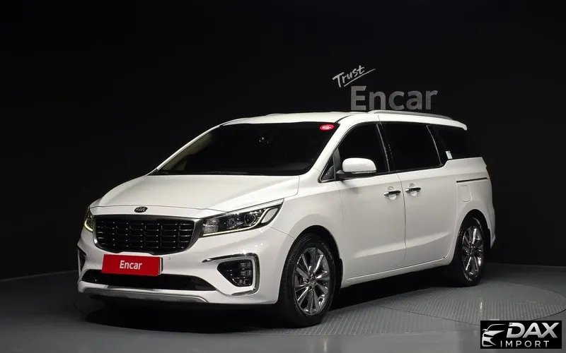 Kia Canival Gasoline 7-Seater Limousine