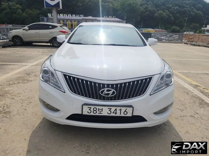 Hyundai Grandeur HG240 Modern