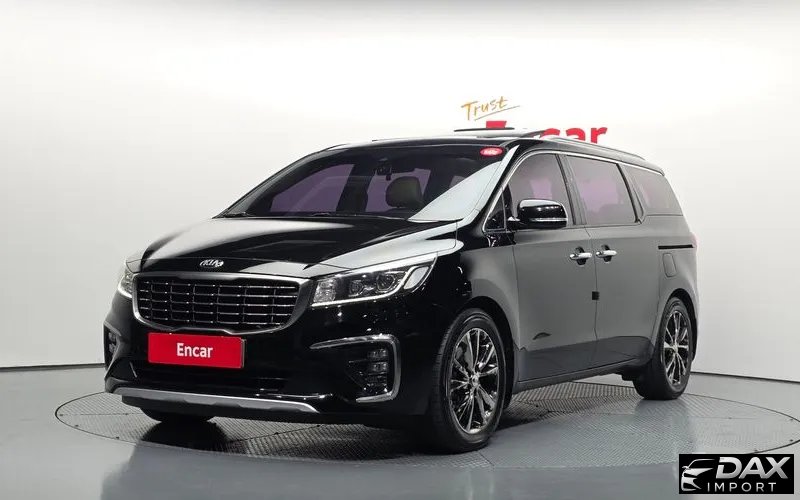 Kia Canival 9-Seater Luxury