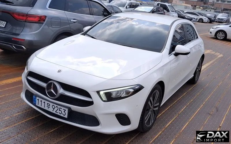 Mercedes-Benz A-Class A220 Hatchback