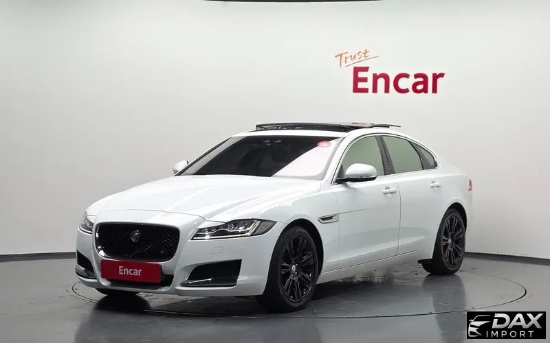 Jaguar XF 30d Portfolio