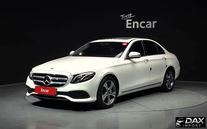 Mercedes-Benz E-Class E300 4MATIC Avnatgarde