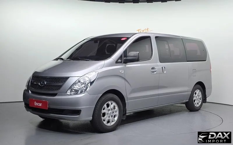 Hyundai Starex 12-Seater Wagon