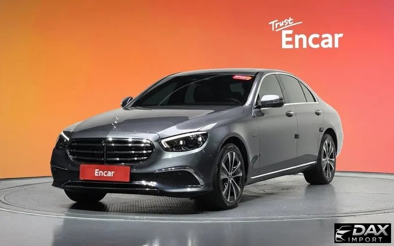 Mercedes-Benz E-Class E300e 4MATIC Exclusive