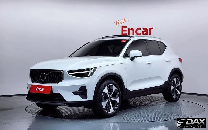 Volvo XC40 B4 Ultra Bright