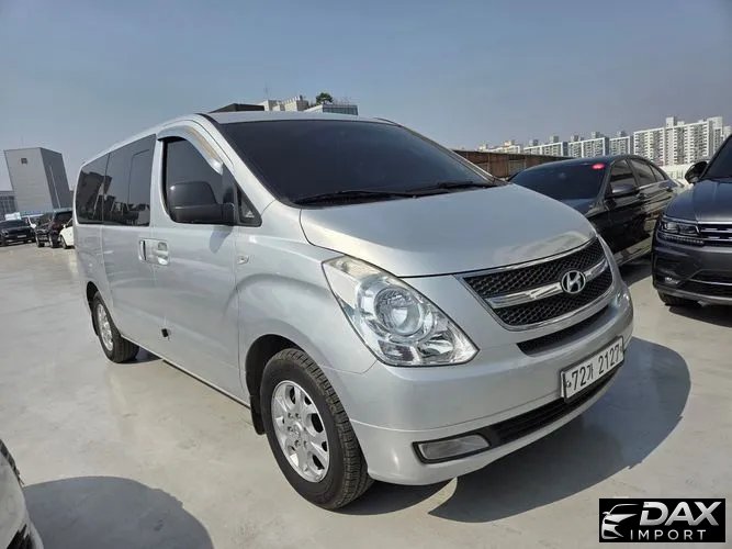 Hyundai Starex 12-Seater LPi Wagon