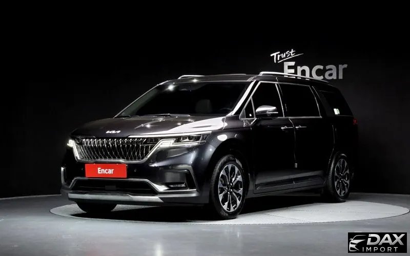 Kia Canival Gasoline 7-Seater Signature