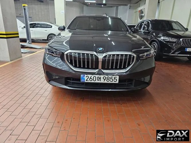 BMW 5-Series 520i
