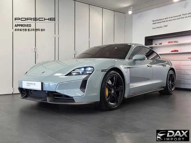 Porsche Taycan Turbo S