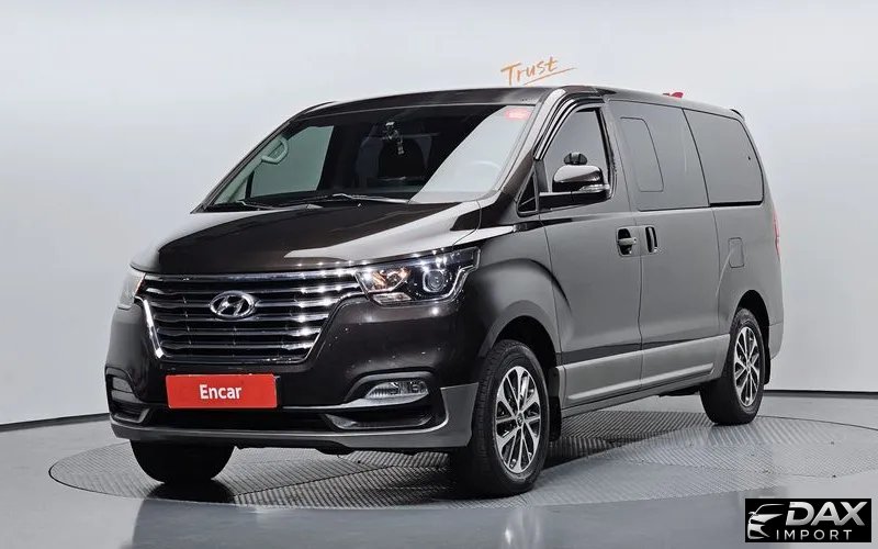 Hyundai Starex 4WD Urban 9-Seater