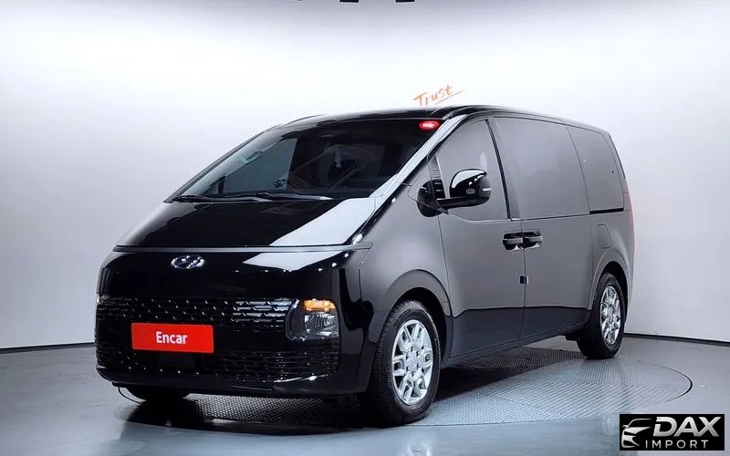 Hyundai Staria 4WD Tourer 9-Seater