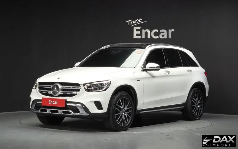 Mercedes-Benz GLC-Class GLC300e 4MATIC