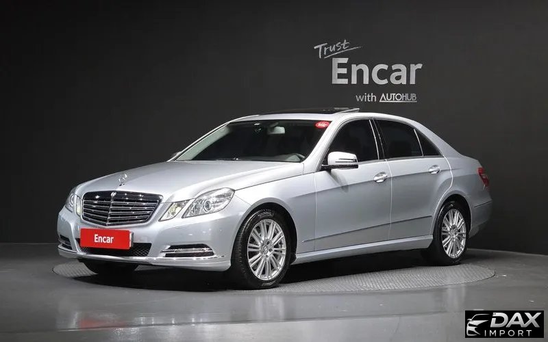 Mercedes-Benz E-Class E300 Elegance