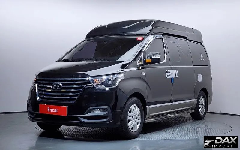 Hyundai Starex Van 5-Seater
