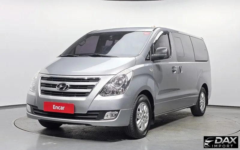 Hyundai Starex 12-Seater Wagon