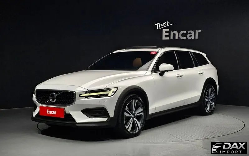 Volvo V60 T5 Pro AWD
