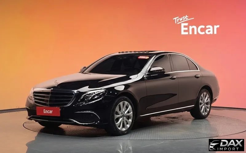 Mercedes-Benz E-Class E300 4MATIC Exclusive