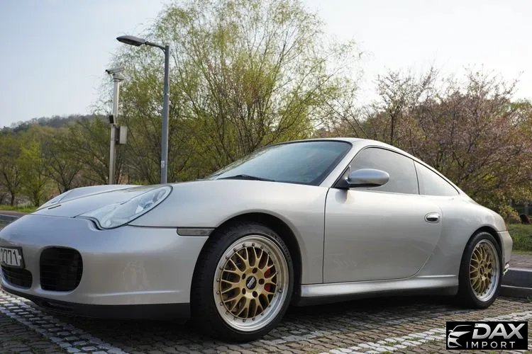 Porsche 911 Carrera 4S