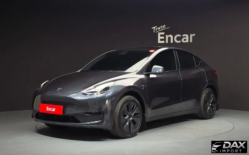 Tesla Model Y RWD
