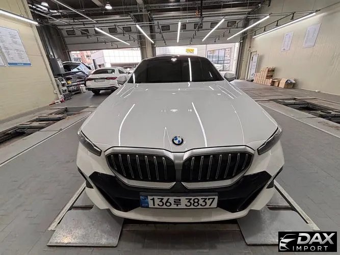 BMW 5-Series 530i xDrive M Sport