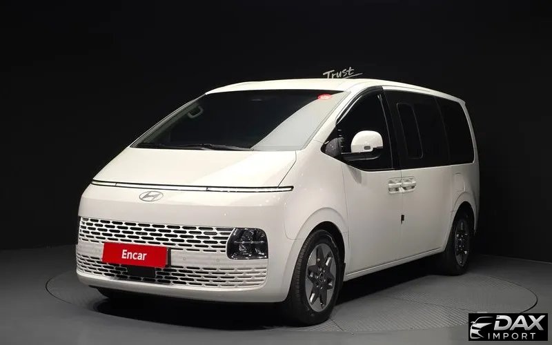 Hyundai Staria 4WD Tourer 9-Seater