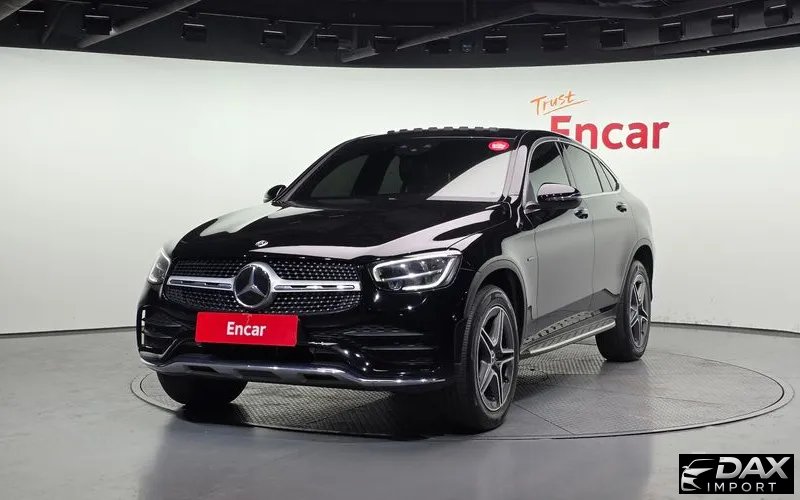 Mercedes-Benz GLC-Class GLC300e 4MATIC Coupe