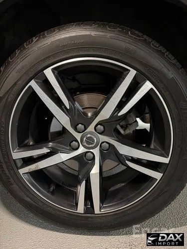 Volvo XC40 B4 R-Design