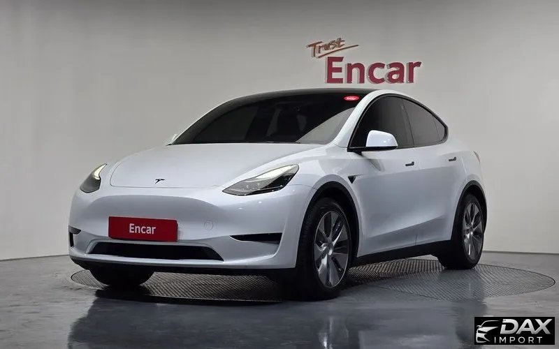 Tesla Model Y RWD
