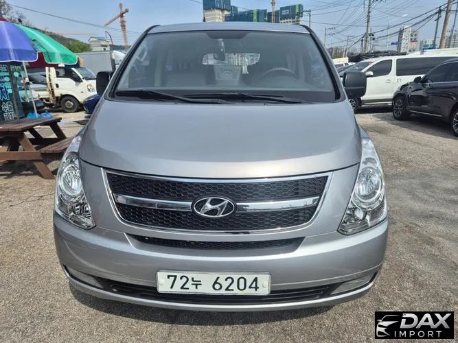 Hyundai Starex 4WD 12-Seater Wagon