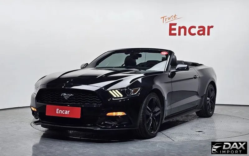 Ford Mustang Convertible