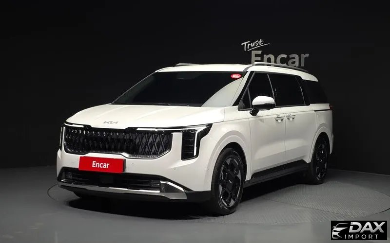 Kia Canival Gasoline 7-Seater Outdoor