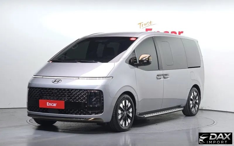 Hyundai Staria 4WD Lounge 9-Seater