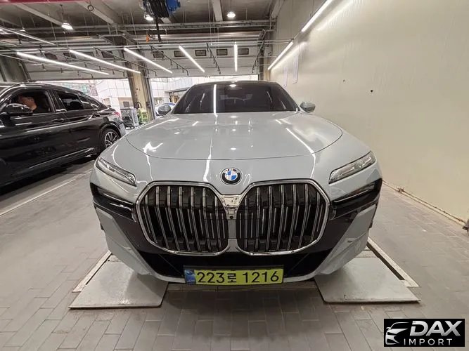 BMW 7-Series 740i xDrive M Sport