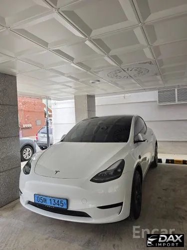 Tesla Model Y RWD