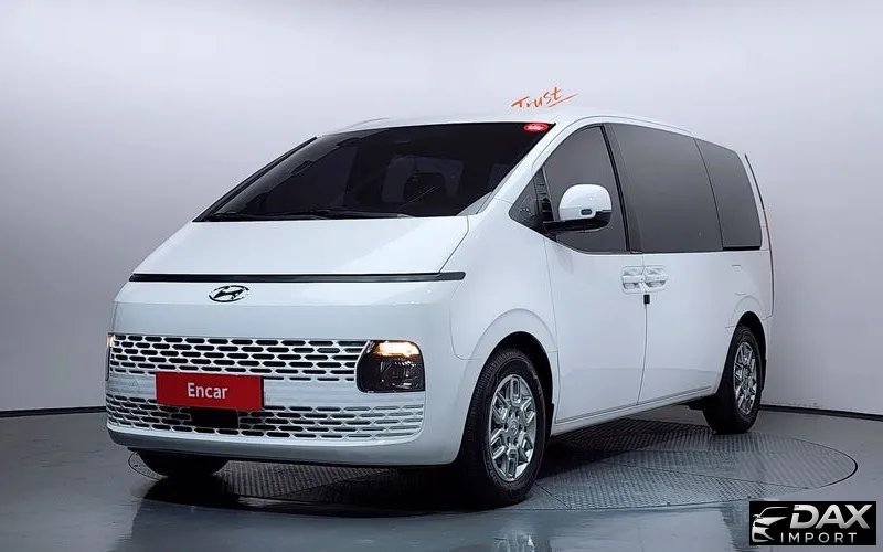 Hyundai Staria Tourer 11-Seater