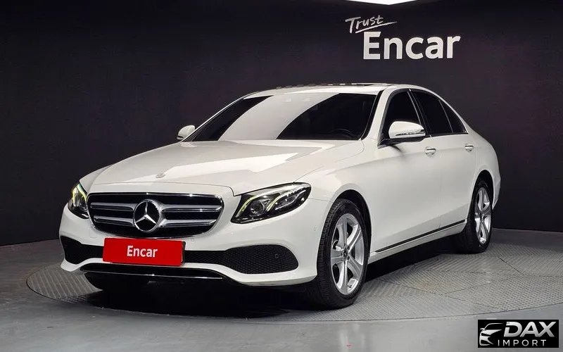 Mercedes-Benz E-Class E220d 4MATIC Avantgarde