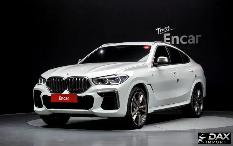 BMW X6 M50i
