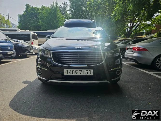 Kia Canival 9-seater Hi-Limousine