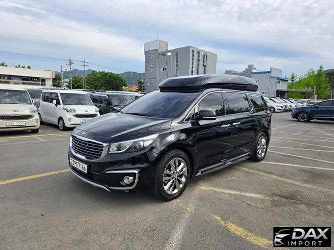 Kia Canival 7-seater Hi-limousine