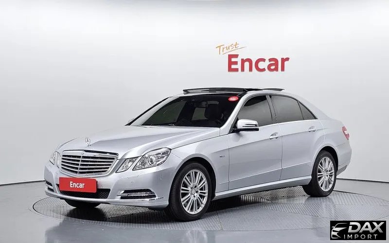 Mercedes-Benz E-Class E300 Elegance