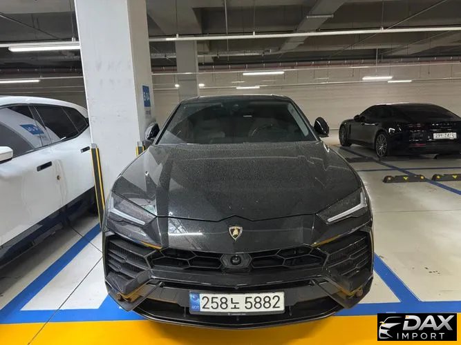 Lamborghini Urus 4.0 V8