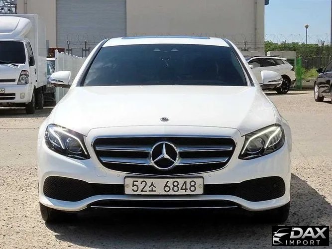 Mercedes-Benz E-Class E300 4MATIC Avnatgarde