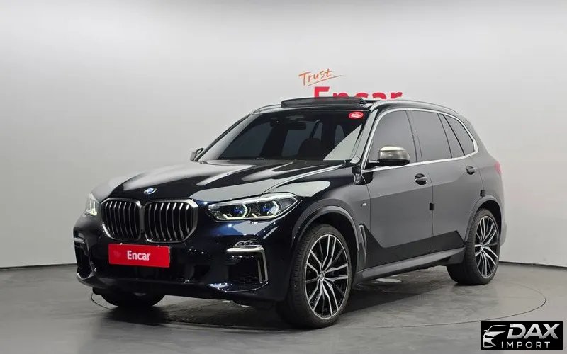 BMW X5 M50i