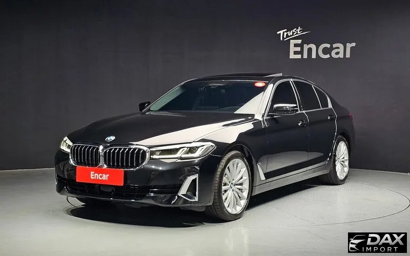 BMW 5-Series 530i xDrive Luxury