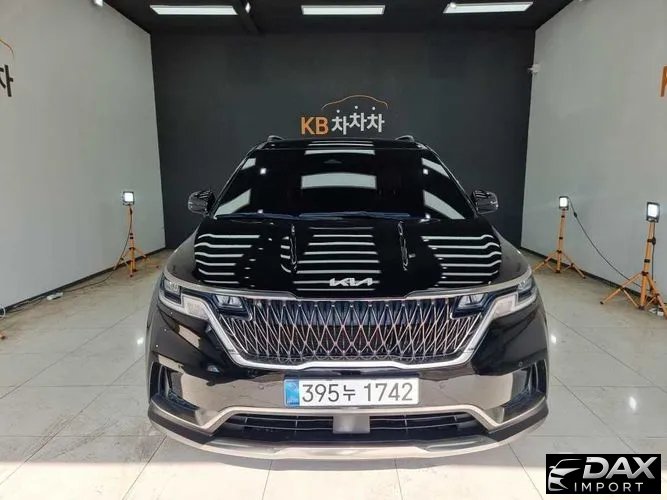 Kia Canival 9-Seater Noblesse
